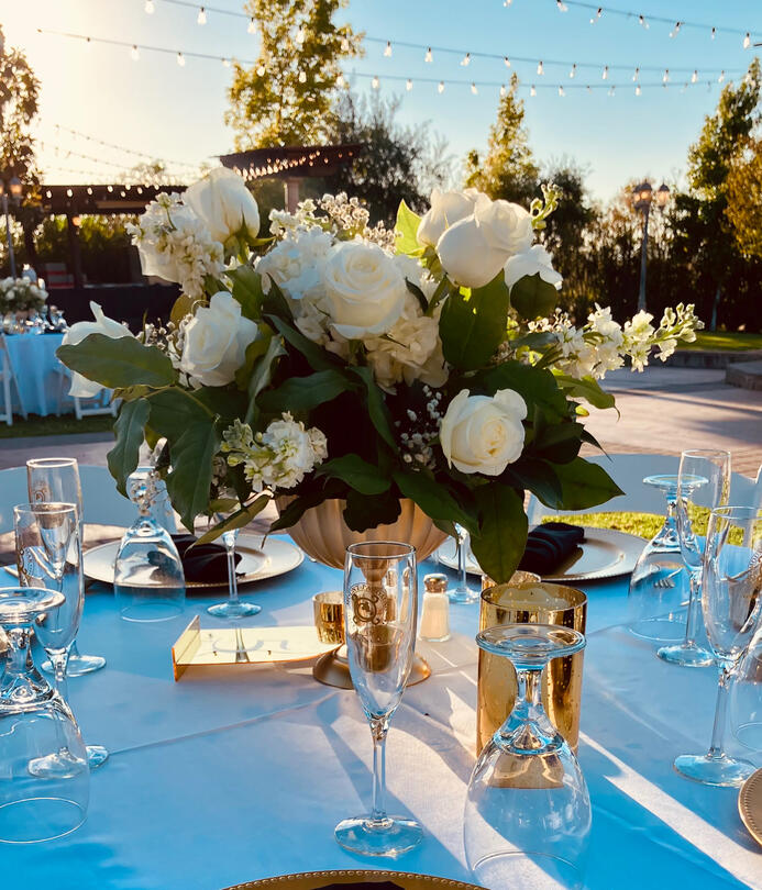 Wedding centerpiece white roses at Mount Palomar Venue Wedding centerpiece white roses at Mount Palomar Venue